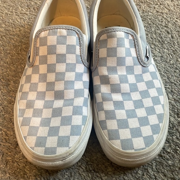 Vans - Picture 2 of 7